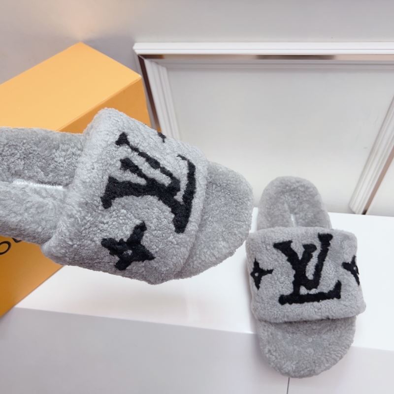 Louis Vuitton Slippers